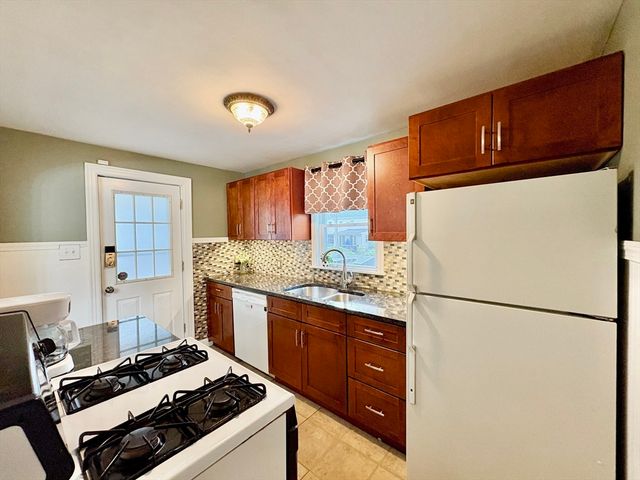 82 Millard Ave, Lynn, MA 01904