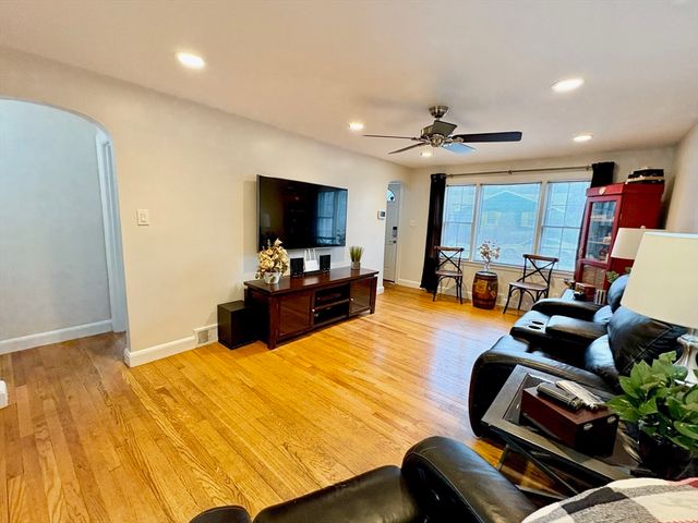 82 Millard Ave, Lynn, MA 01904