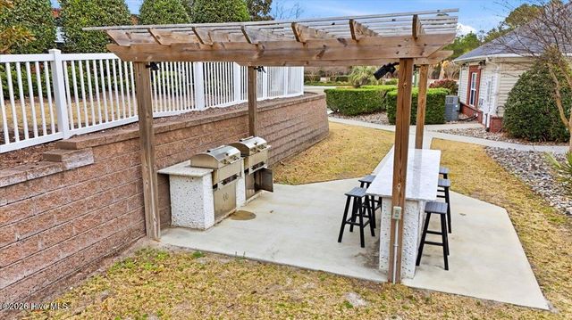 1521 Cadfel Court Unit 201, Wilmington, NC 28412