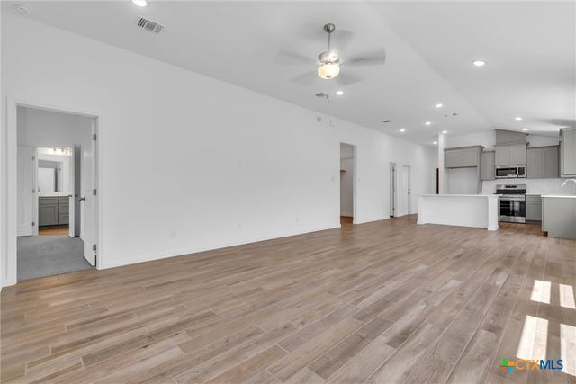 607 Waylon Circle, Killeen, TX 76542