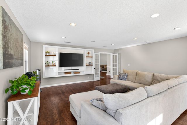 15203 LANDMARK Circle N, Jacksonville, FL 32226