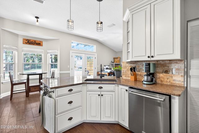 15203 LANDMARK Circle N, Jacksonville, FL 32226