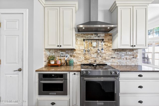 15203 LANDMARK Circle N, Jacksonville, FL 32226