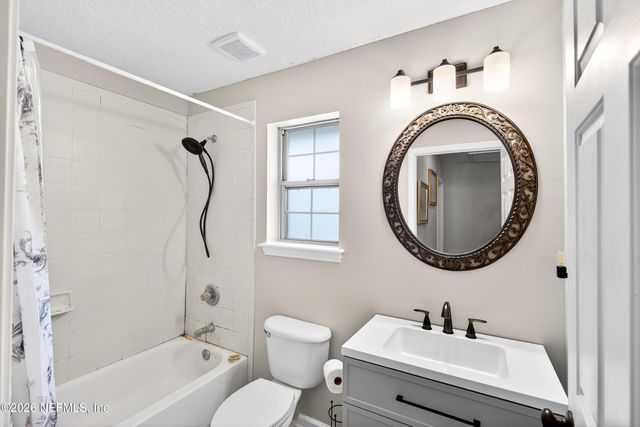 15203 LANDMARK Circle N, Jacksonville, FL 32226