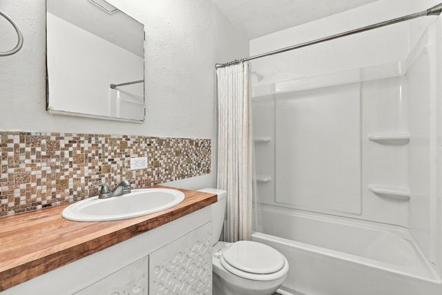 1503 E Glass Ave, Spokane, WA 99207