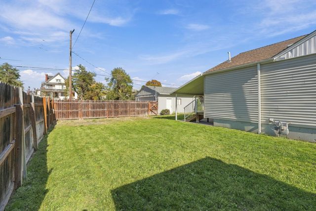 1503 E Glass Ave, Spokane, WA 99207