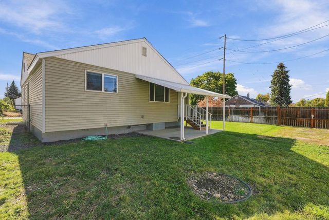 1503 E Glass Ave, Spokane, WA 99207