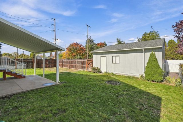 1503 E Glass Ave, Spokane, WA 99207