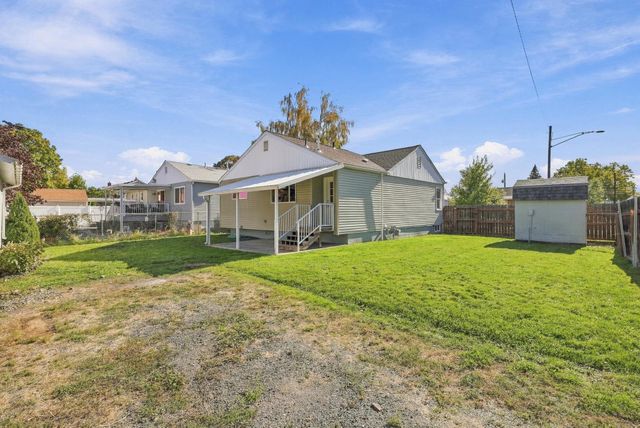 1503 E Glass Ave, Spokane, WA 99207