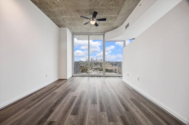 5925 Almeda Road 11615, Houston, TX 77004