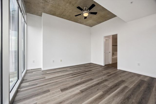 5925 Almeda Road 11615, Houston, TX 77004