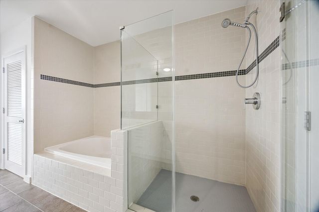 5925 Almeda Road 11615, Houston, TX 77004