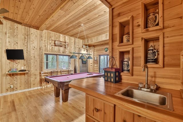 144 Hothouse View, Mineral Bluff, GA 30559