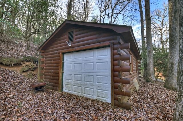 144 Hothouse View, Mineral Bluff, GA 30559