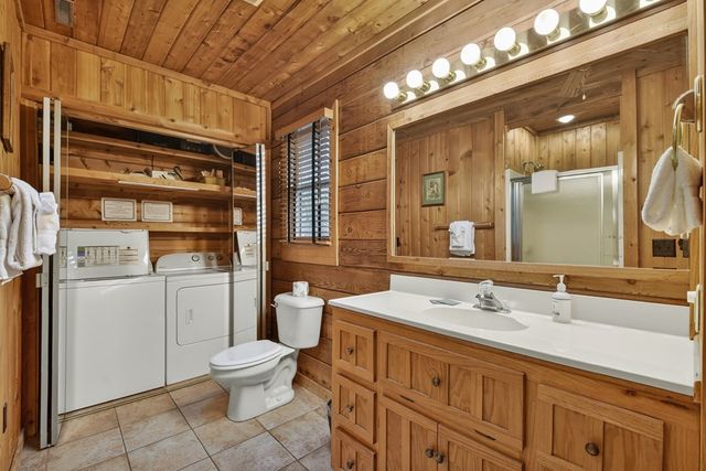 144 Hothouse View, Mineral Bluff, GA 30559