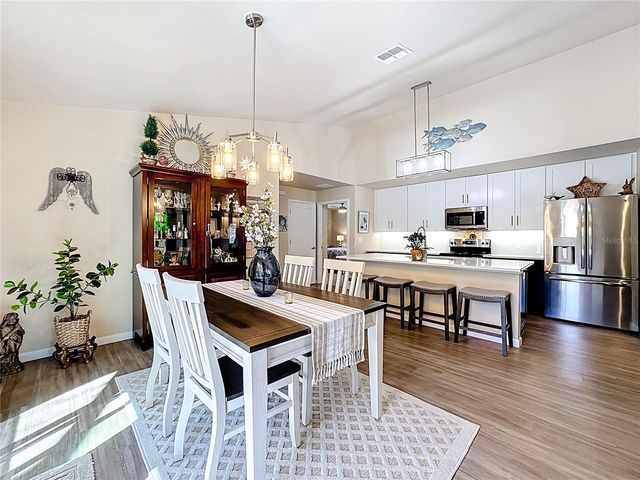 1320 SANFORD AVENUE, Sanford, FL 32771