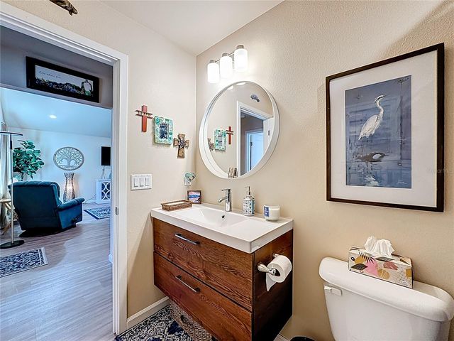 1320 SANFORD AVENUE, Sanford, FL 32771