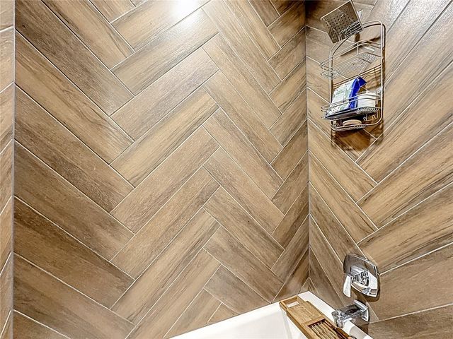 1320 SANFORD AVENUE, Sanford, FL 32771