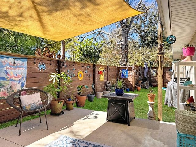 1320 SANFORD AVENUE, Sanford, FL 32771