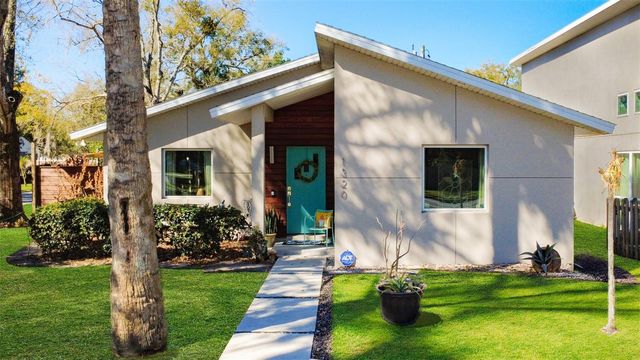 1320 SANFORD AVENUE, Sanford, FL 32771