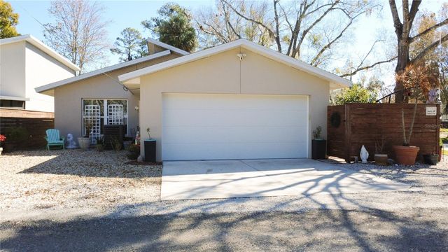 1320 SANFORD AVENUE, Sanford, FL 32771