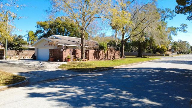 1320 SANFORD AVENUE, Sanford, FL 32771