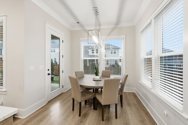 1065 Pine Creek Dr, Arrington, TN 37014