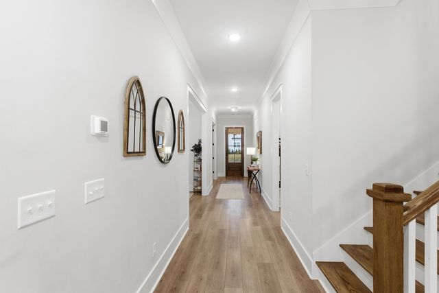 1065 Pine Creek Dr, Arrington, TN 37014