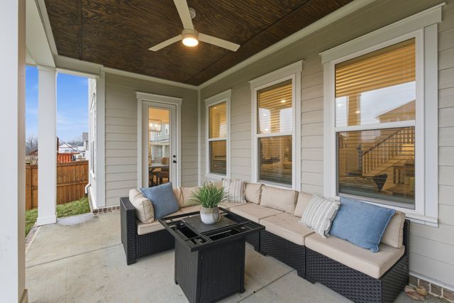 1065 Pine Creek Dr, Arrington, TN 37014