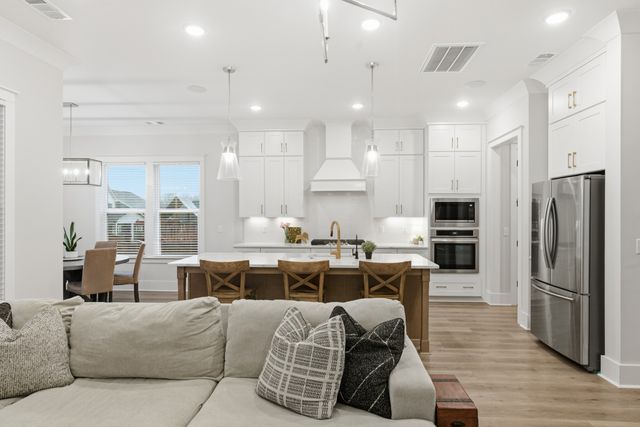 1065 Pine Creek Dr, Arrington, TN 37014