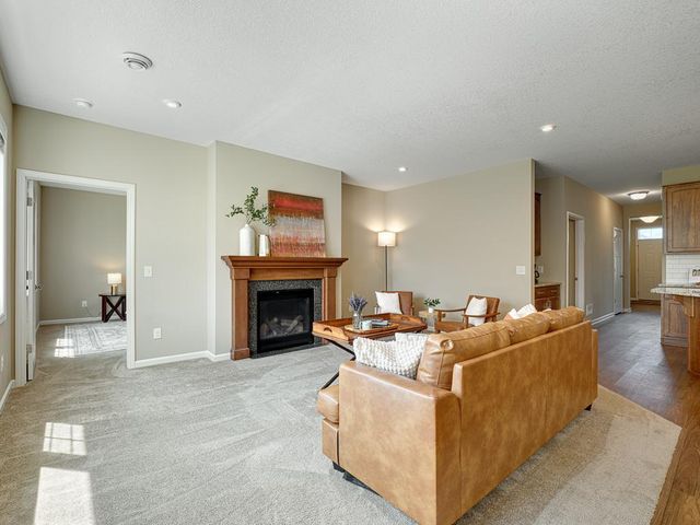 1085 Roselyn Drive, Victoria, MN 55386