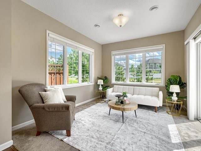 1085 Roselyn Drive, Victoria, MN 55386