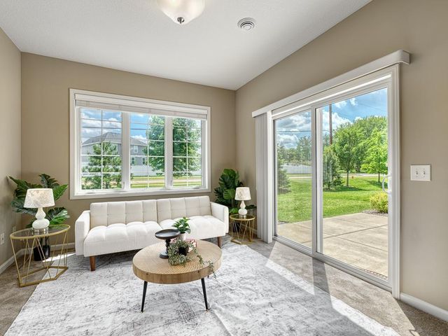 1085 Roselyn Drive, Victoria, MN 55386