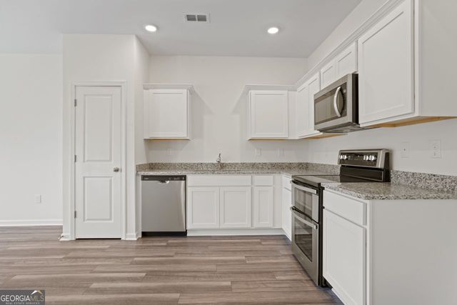 541 MAGNOLIA Circle, Palmetto, GA 30268