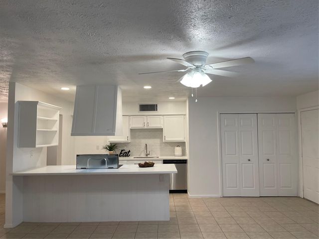 24407 Rockin Seven Drive, Hockley, TX 77447