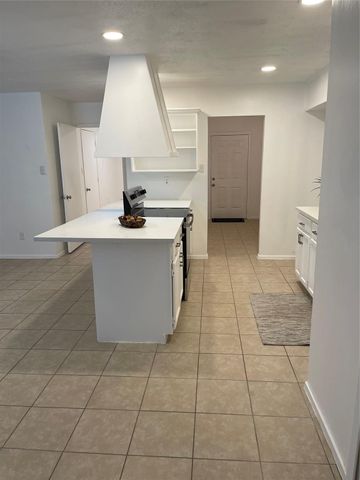 24407 Rockin Seven Drive, Hockley, TX 77447