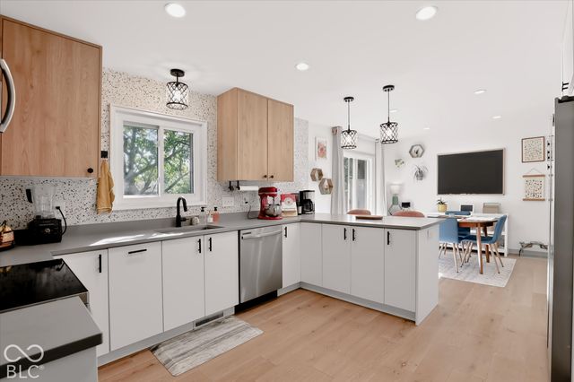 131 Blairsden Avenue, Carmel, IN 46032