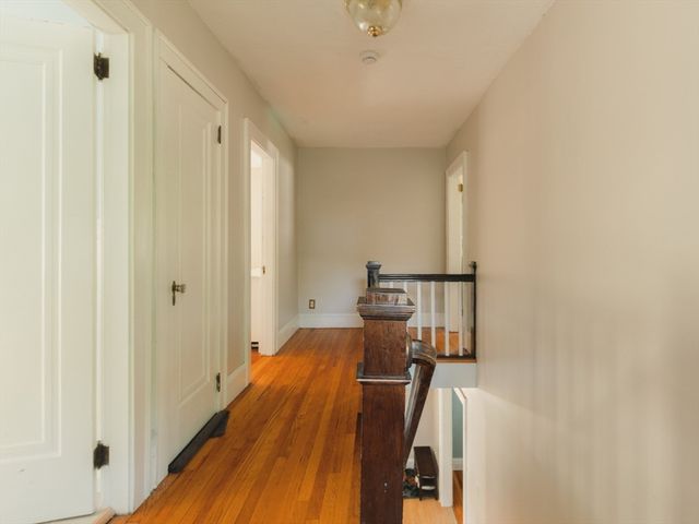 8 Liberty Street, Holyoke, MA 01040