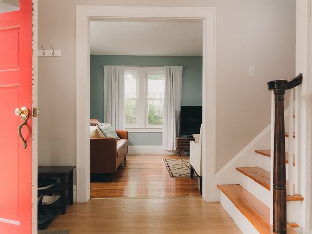 8 Liberty Street, Holyoke, MA 01040
