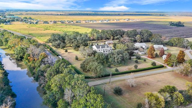 4250 Highway 308 Highway, Napoleonville, LA 70390