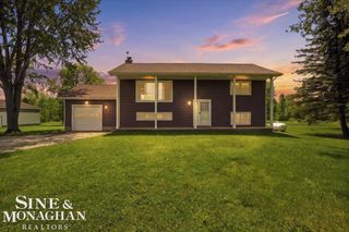 7619 Adair Road, Casco, MI 48064