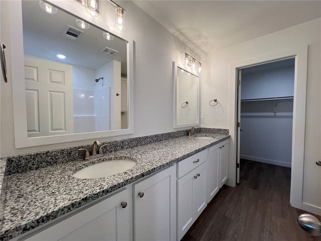 526 68th Avenue, Highfill, AR 72712