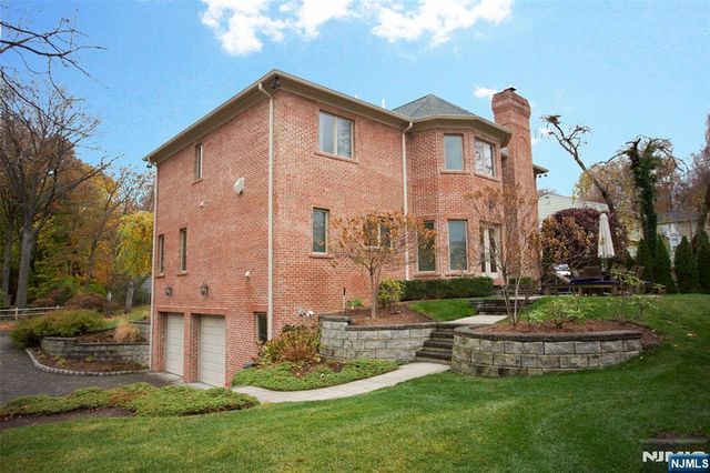 146 Palisade Avenue, Cresskill, NJ 07626