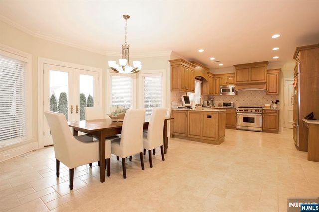 146 Palisade Avenue, Cresskill, NJ 07626