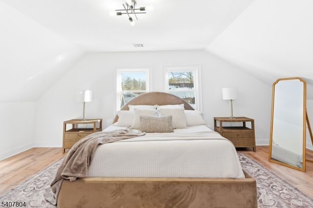 2 Gold St, Green Brook Twp., NJ 08812