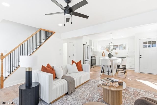 2 Gold St, Green Brook Twp., NJ 08812