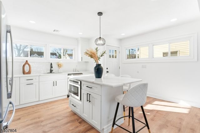 2 Gold St, Green Brook Twp., NJ 08812