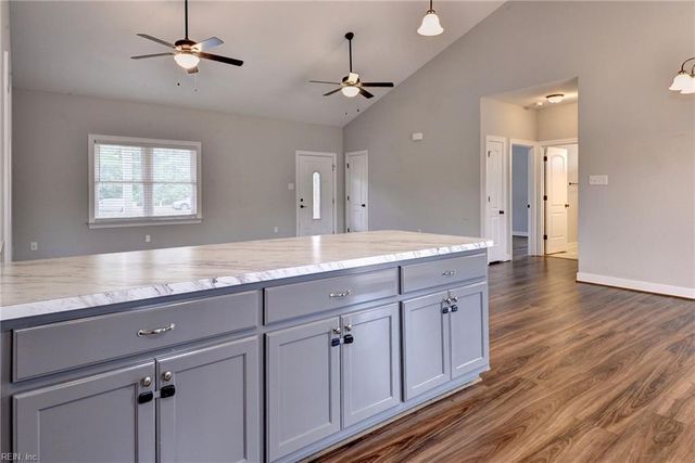 8904 Rock Cedar RD, New Kent, VA 23124