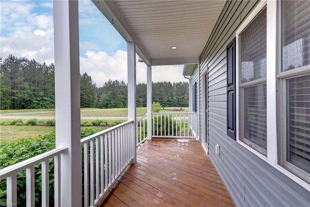 8904 Rock Cedar RD, New Kent, VA 23124