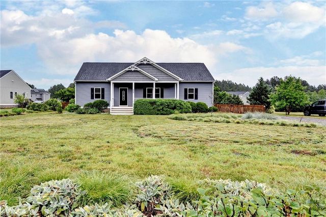 8904 Rock Cedar RD, New Kent, VA 23124